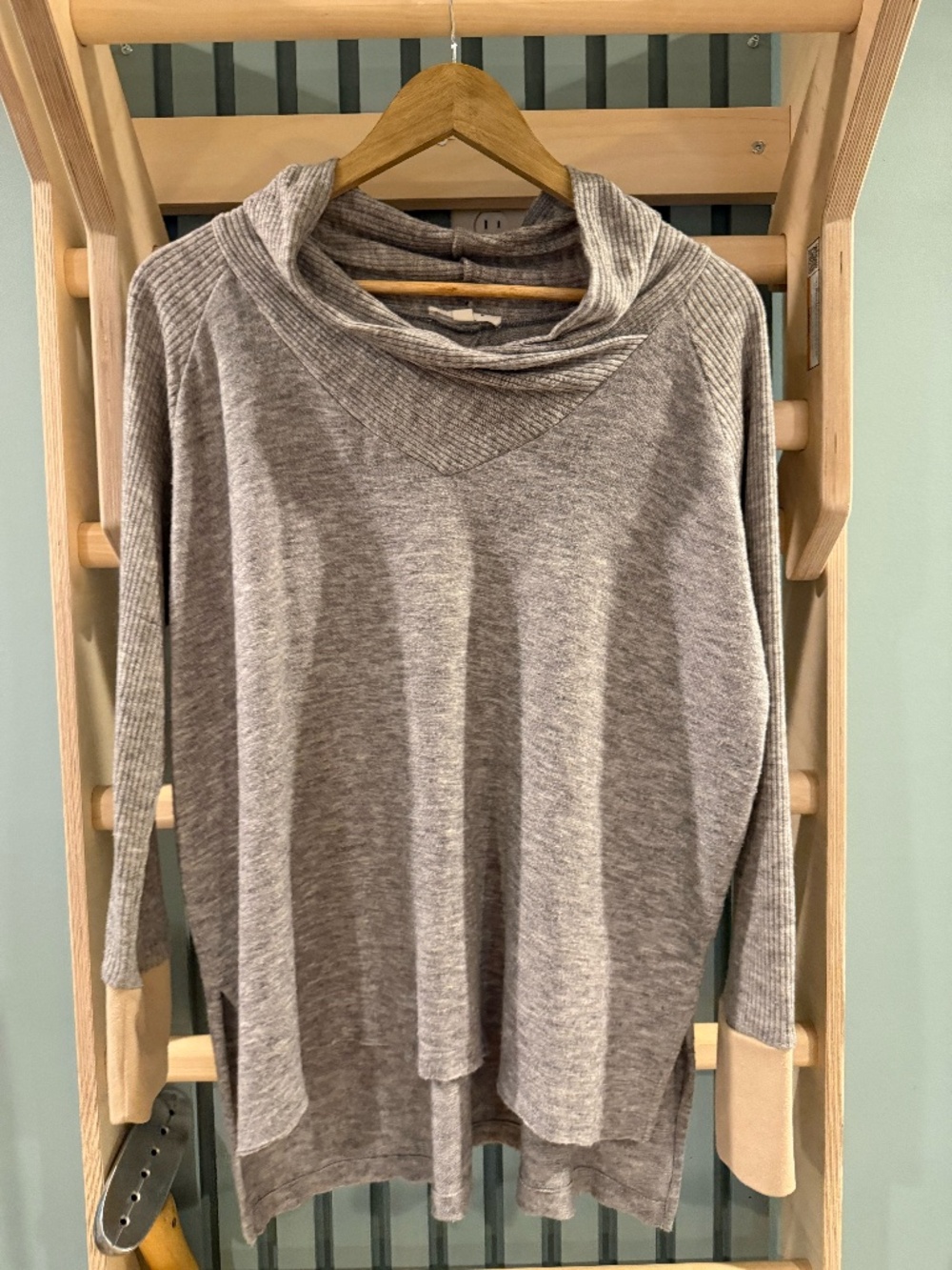 THML Gray Hooded Mixed Media Tunic Sweater Tan Cuffs Size S